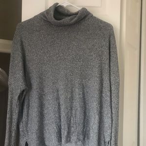 Medium Aerie Turtleneck